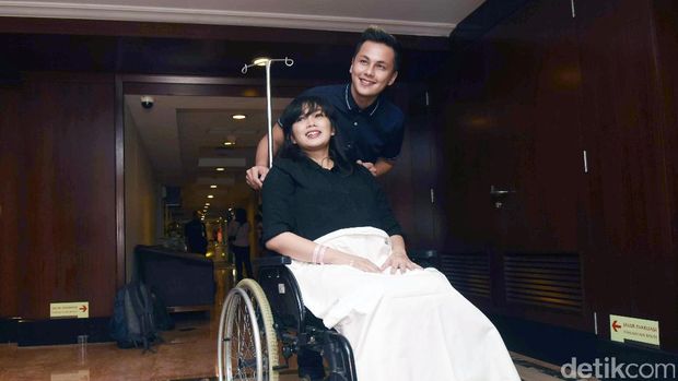 Al Minum-minum Bareng Cewek, Andhika Pratama Beli Porsche Rp 7 Miliar