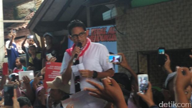 Sandiaga kampanye di Kalideres