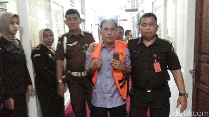 Terbitkan SHM di Tesso Nilo, Eks Kepala BPN Kampar Jadi Tersangka