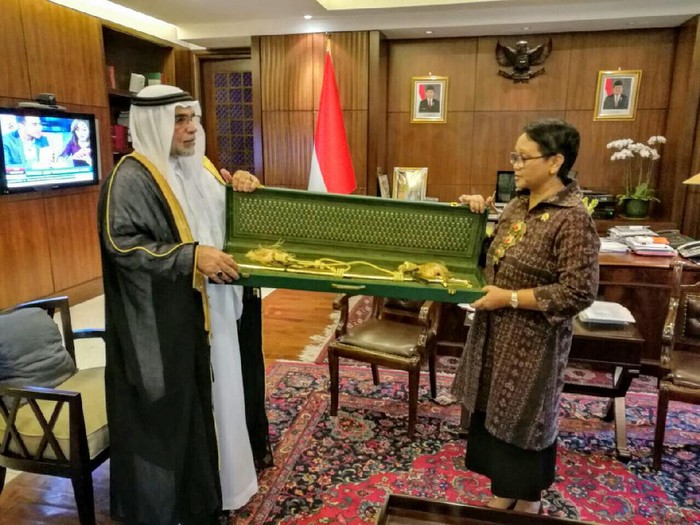Soal Pedang Emas dari Saudi, Kemlu: Sudah Dilaporkan ke Itjen