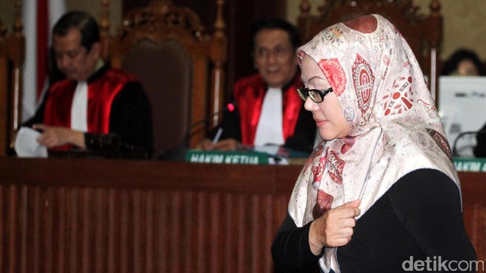 Ratu Atut Ditanya Pertemuan Wawan dengan Kadis Banten Soal Alkes