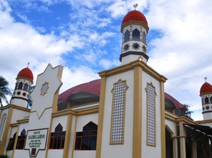 Wujud Cinta & Kenangan Abadi di Masjid Daeng Lando di Sulteng