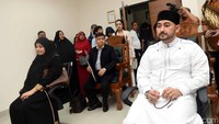 Perceraian antara ustad Al-Habsyi dan Putri Aisyah akibat poligami yang berbuntut dugaan KDRT. Pool/Noel/detikFoto.