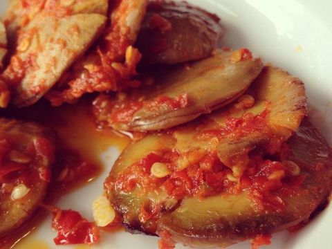 Beberapa orang dilaporkan meninggal minum miras campur jengkol.