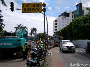 Pembangunan Underpass Kartini, Perempatan Pondok Indah Menyempit