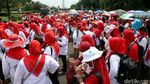 Ribuan Bidan Desa Berdemo di Monas