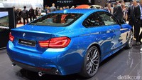 Bagian belakang BMW Seri 4 Coupe. BMW telah menjual lebih dari 400.000 unit BMW Seri 4 sejak pertama kali dikenalkan di 2013. Foto: Dina Rayanti