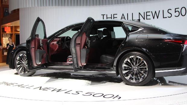LS 500hl, Mobil Tercanggih Lexus