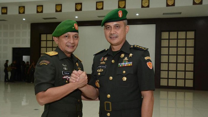 Alfret Denny Tuejeh Resmi Jabat Kadispen TNI AD