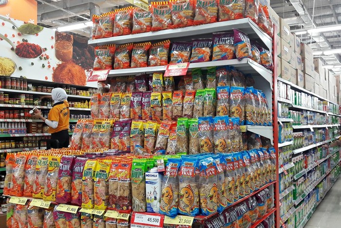 Beli Kerupuk Gratis Sambal di Transmart dan Carrefour