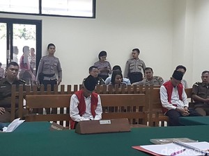 Dua Terdakwa Bagi-bagi Mi Pilgub Banten Terancam 6 Tahun Bui