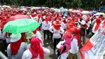 Ribuan Bidan Desa Berdemo di Monas