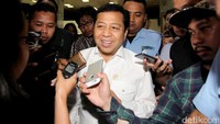9 Maret 2017: Nama Setya Novanto disebut dalam dakwaan dua terdakwa e-KTP, Irman dan Sugiharto. Novanto disebut ikut menikmati duit e-KTP berdua Andi Narogong sekitar 11% dari nilai proyek atau sekitar Rp 574,2 miliar. (Foto: Lamhot Aritonang)