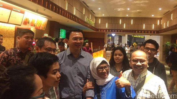 Absennya Kemeja Kotak-kotak di Ahok pada Putaran Kedua