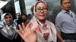 Ratu Atut Jalani Sidang Perdana Kasus Alkes