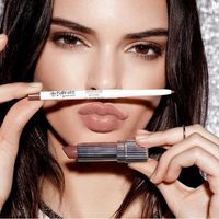 4 Tren Lipstik yang Wajib Dicoba di 2017 