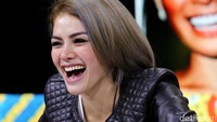 Nikita saat tampil di acara Rumpi: No Secret di Trans TV, Kapten Tendean, Jakarta Selatan pada Rabu (8/3/2017).
