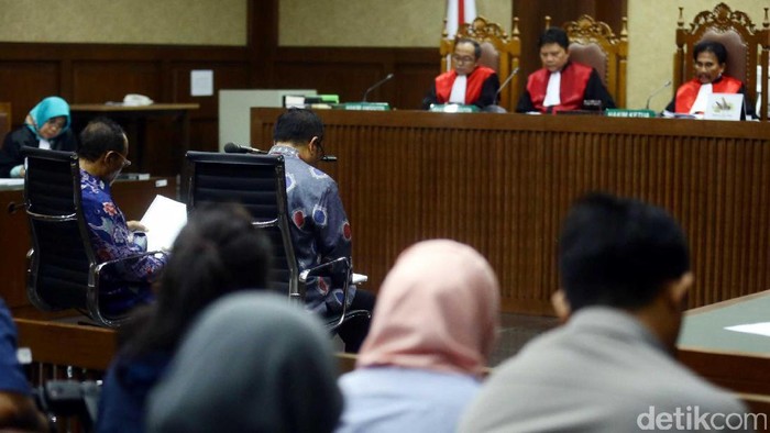 Korupsi e-KTP, Pengacara: Irman dan Sugiharto Bukan Pelaku Utama
