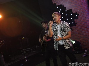 Abenk Alter Bawakan Bicara Hingga Aura di dHOT Music Day