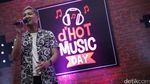 Penampilan Abenk Alter di dHOT Music Day
