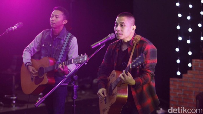 dHOT Music Day Makin Asik! Giliran Penampilan The Rain