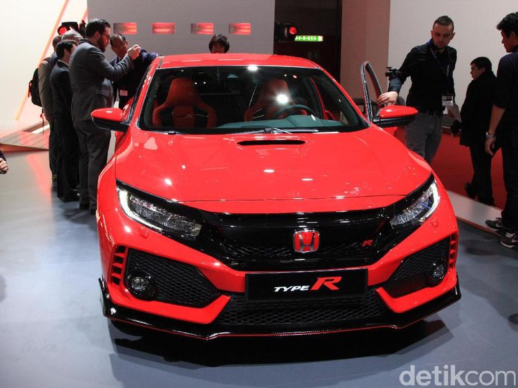 Honda Civic Type R yang Menggoda