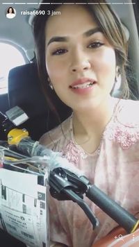 Dapat Hadiah Sepeda dari Jokowi, Ini Ungkapan Kegembiraan Raisa