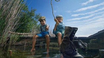 Editan foto anak-anak Adrian yang tampak keren. (Foto: Adrian Sommeling)