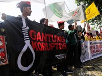 Perjalanan Karier Direktur Keuangan AP II Sebelum Terciduk KPK