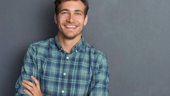 Terlalu ganteng bisa jadi faktor kesulitan cari kerja. Foto ilustrasi: iStock Terlalu ganteng bisa jadi faktor kesulitan cari kerja. Foto ilustrasi: iStock