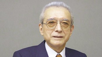 Hiroshi Yamauchi adalah sosok yang membuat Nintendo berjaya di dunia game. Ia telah meninggal di tahun 2013 saat hartanya di kisaran USD 2,1 miliar, membuatnya salah satu orang terkaya di Jepang. Yamauchi tak lulus dari Waseda University. Foto: Getty Images