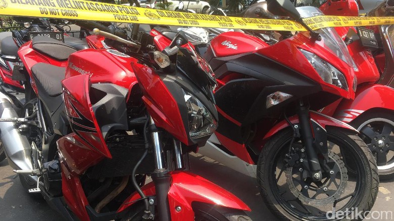 Koleksi Motor Mewah  Bos Pandawa Kawasaki Versys hingga Harley