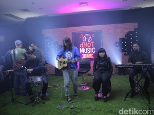 Ketika Pandai Besi Melepaskan Efek Rumah Kaca