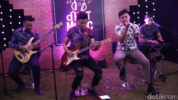 Gangsters of Love Bawakan 'Indah Kuingat Dirimu' Hingga Lagu Sundari Soekotjo