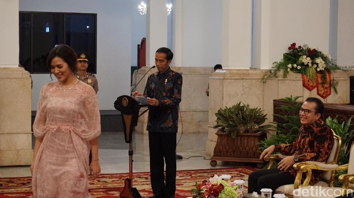 Bahas Proyek Strategis Sulteng dan Kaltim, Jokowi Kumpulkan Menteri