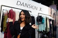 Dengarkan Saran Suami, Jenna Dewan Tatum Lebih Praktis Menata Rambut