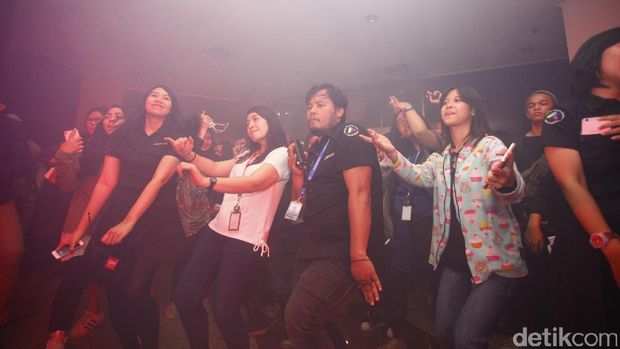 Pecah! Dipha Barus Tutup Panggung d'HOT Music Day 