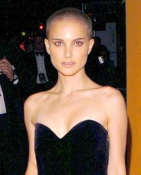 Selain Kristen Stewart, Ini 7 Selebriti Cantik yang Pernah Berambut Cepak