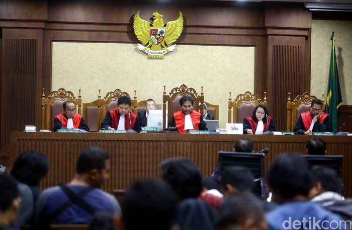 Mantan Wakil Ketua Komisi II DPR Siap Buka-bukaan di Sidang e-KTP