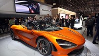 Pada kategori World Performance Car atau mobil dengan performa tinggi terbaik jatuh pada mobil McLaren 720S  Foto: McLaren