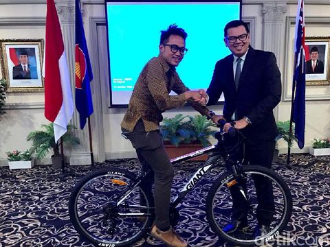 Sepeda Hadiah Presiden Jokowi Sampai ke Australia