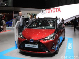 Kalahkan Land Rover dan Mercy, Toyota Yaris Mobil Terbaik Eropa 2021