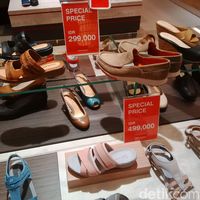 Hush Puppies Sale Sampai 50%, Sweater Mulai dari Rp 180 Ribu