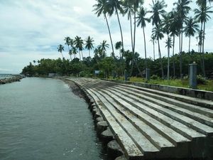 Di Raja Ampat Saat Sore, Yuk ke Pantai WTC