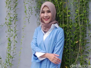 Setelah Lahirkan Anak Keempat, Zaskia Mecca Lebih Betah di Rumah