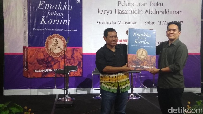 Kolomnis Kang Hasan Luncurkan Buku Berjudul 'Emakku bukan 