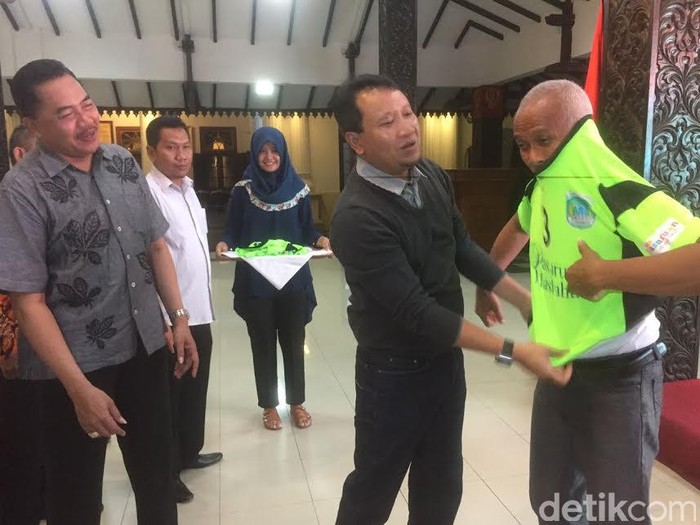 Gus Irsyad: Pendopo Milik Rakyat, Silakan Dipakai asal Maslahat