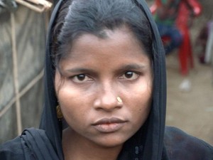 Mengaku Diperkosa, Wanita Rohingya Diintimidasi dan Dihina