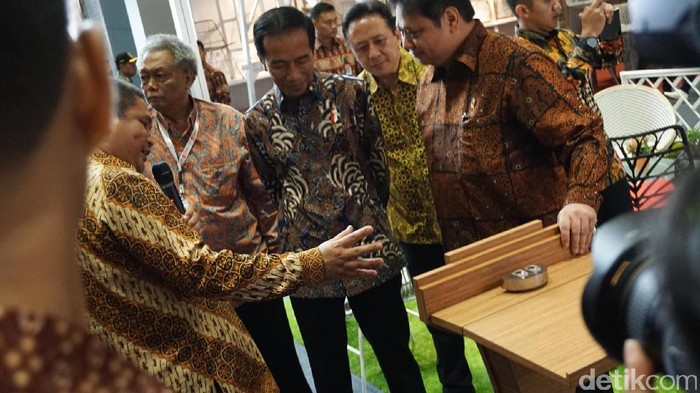 Menkum HAM Disebut Terima Suap e-KTP, Jokowi: Serahkan ke KPK