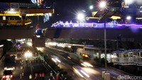 Dengan terpasangnya box girder ke-22 itu, overpass Gatot Subroto (Grogol-Senayan) kini sudah tersambung. Dua minggu kemudian para pekerja akan memindahkan alat ke ramp 2 overpass Sudirman dan akan mulai bekerja di bagian ramp 2.